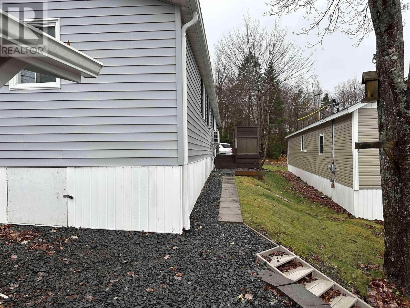 420 Glenrise Drive, Beaver Bank, Nova Scotia  B4E 1M3 - Photo 3 - 202504740