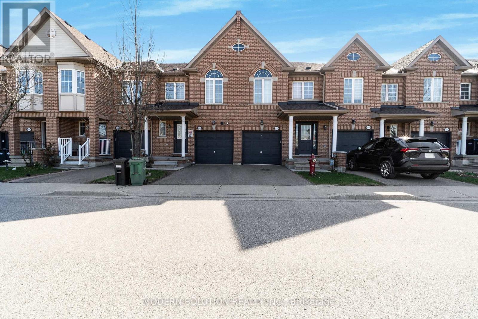 100 - 525 Novo Star Drive, Mississauga, Ontario  L5W 1X9 - Photo 1 - W12123974