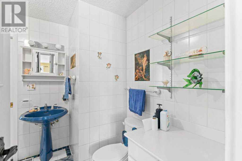 2308 Palisade Drive Sw, Calgary, Alberta  T2V 3V1 - Photo 12 - A2190474