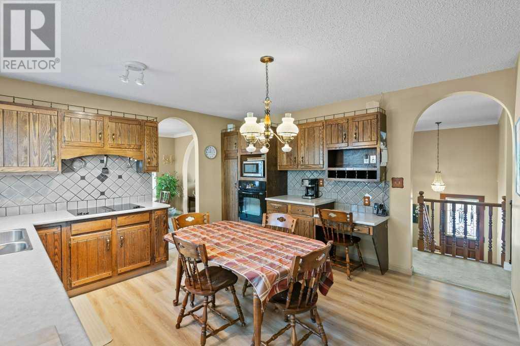2308 Palisade Drive Sw, Calgary, Alberta  T2V 3V1 - Photo 8 - A2190474