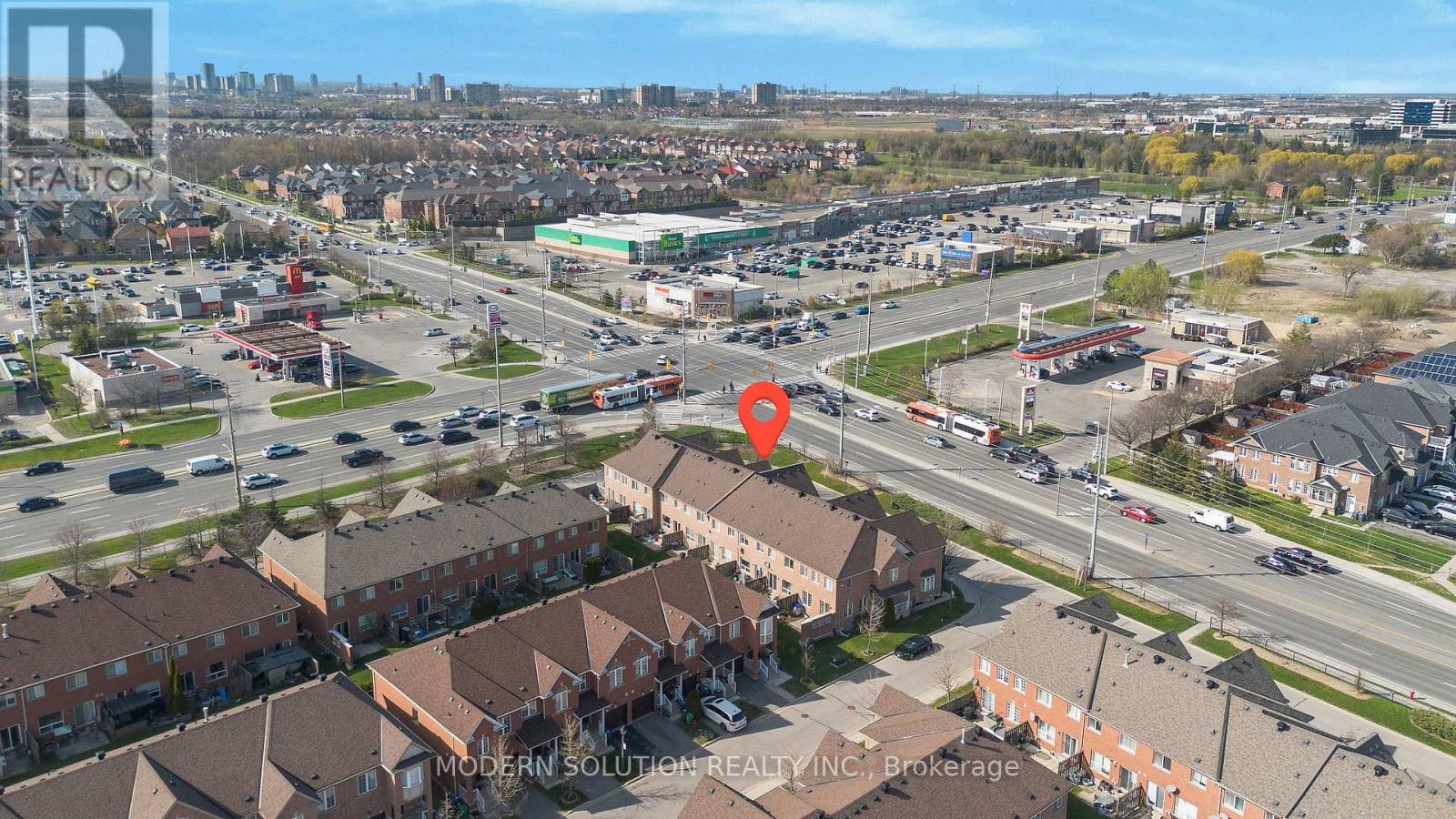 100 - 525 Novo Star Drive, Mississauga, Ontario  L5W 1X9 - Photo 3 - W12123974