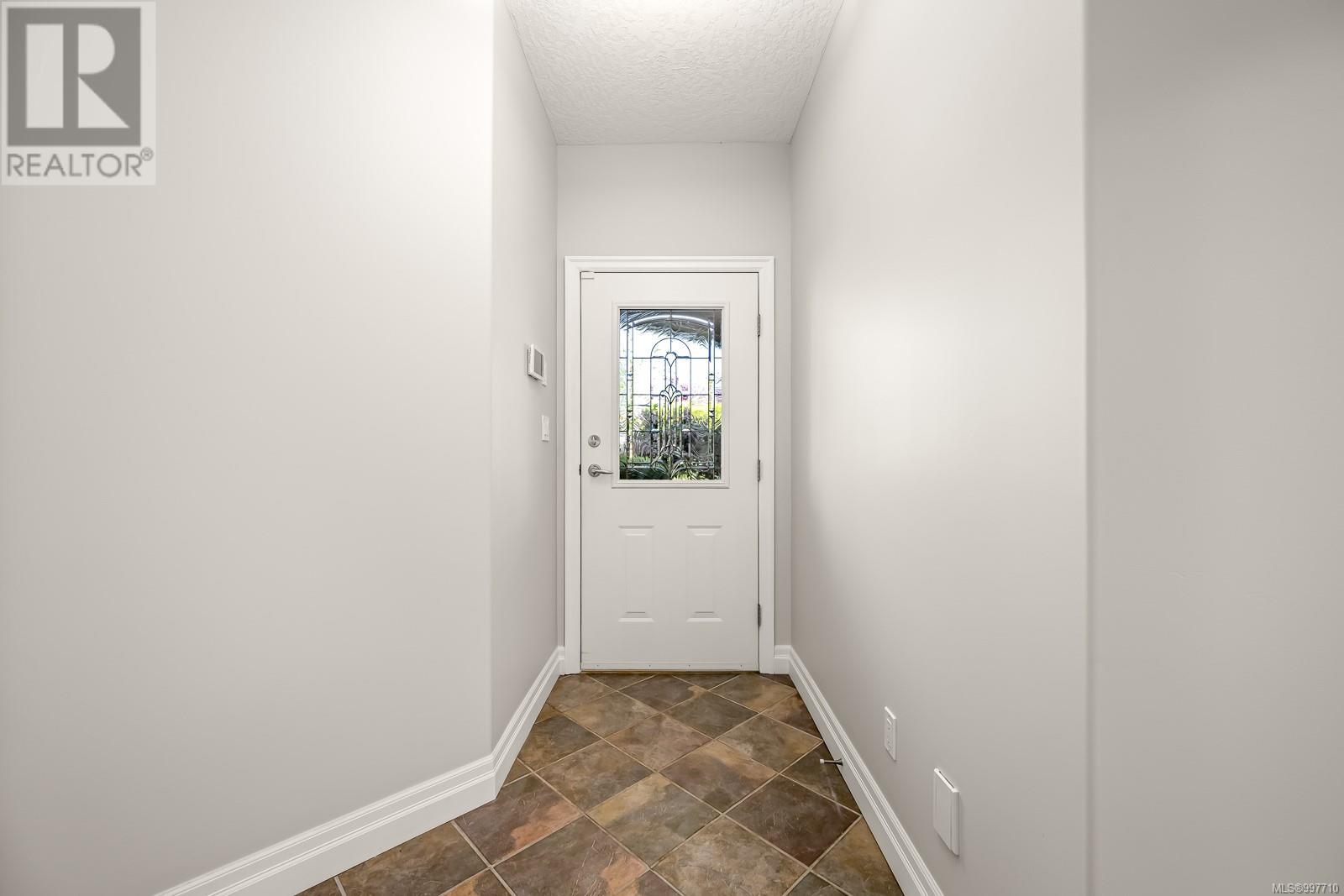 Property at 26 2300 Murrelet Dr image 3