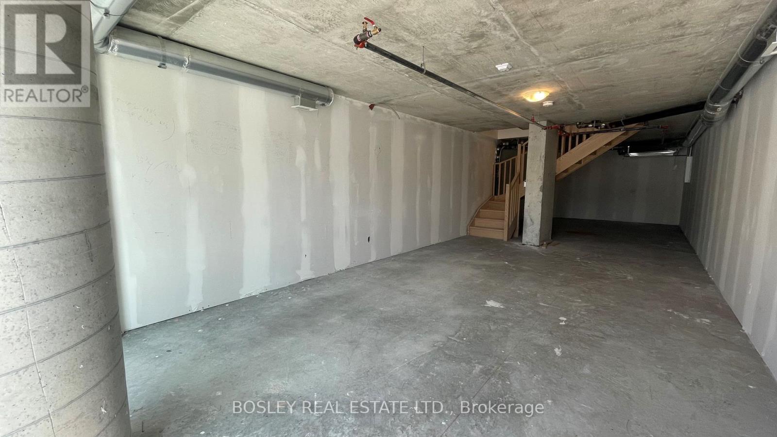 2211 - 2201 Kingston Road, Toronto, Ontario  M1N 1T7 - Photo 2 - E12130351