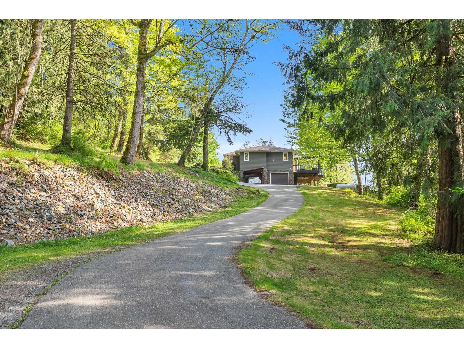 Property at 4694 UDY ROAD image 5