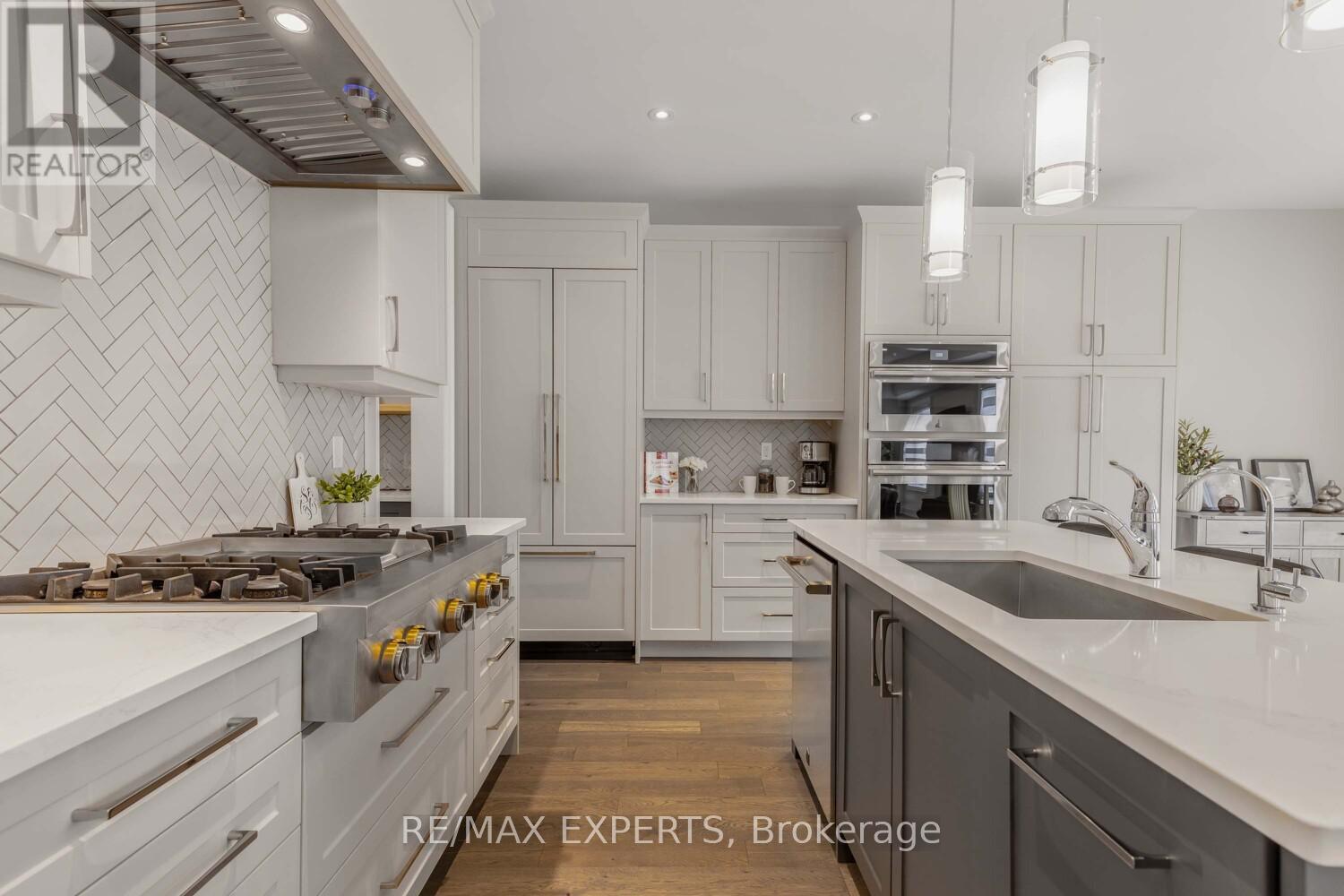 75 Bethpage Crescent, Newmarket, Ontario  L3X 1B8 - Photo 17 - N12123044