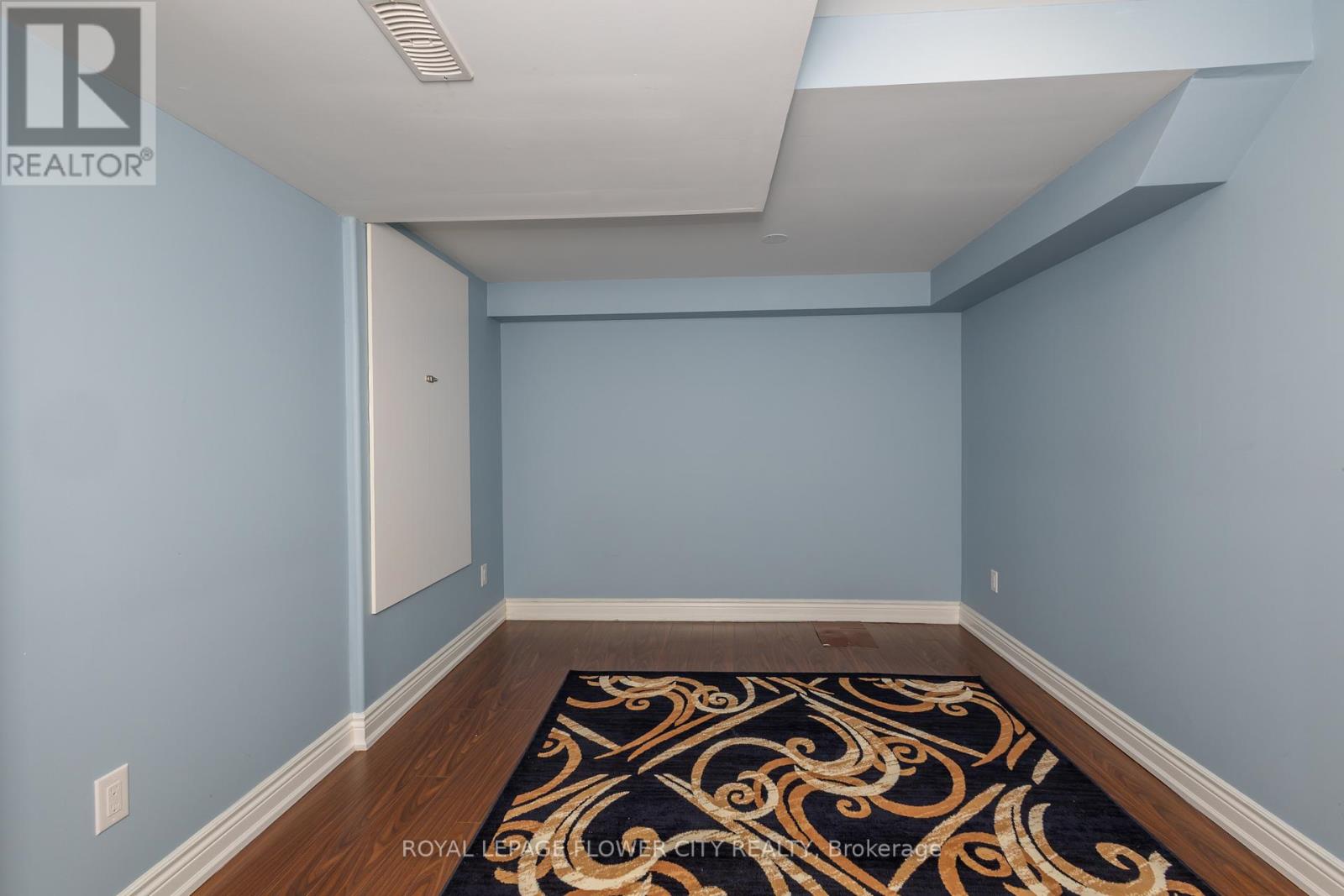 8 Washburn Road, Brampton, Ontario  L6P 3V7 - Photo 33 - W12130155