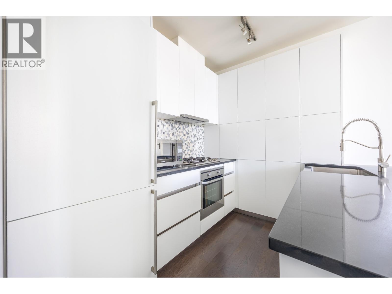 2004 565 Smithe Street, Vancouver, British Columbia  V6B 0E4 - Photo 10 - R2992128