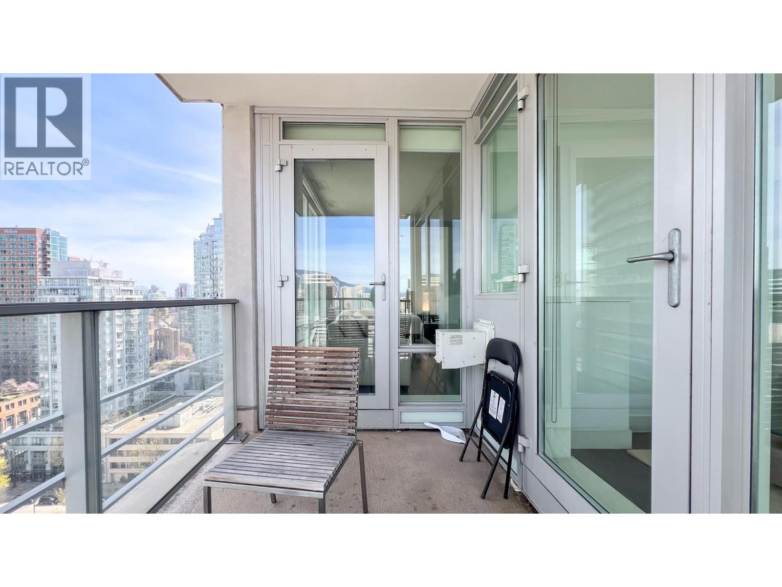 2004 565 Smithe Street, Vancouver, British Columbia  V6B 0E4 - Photo 21 - R2992128