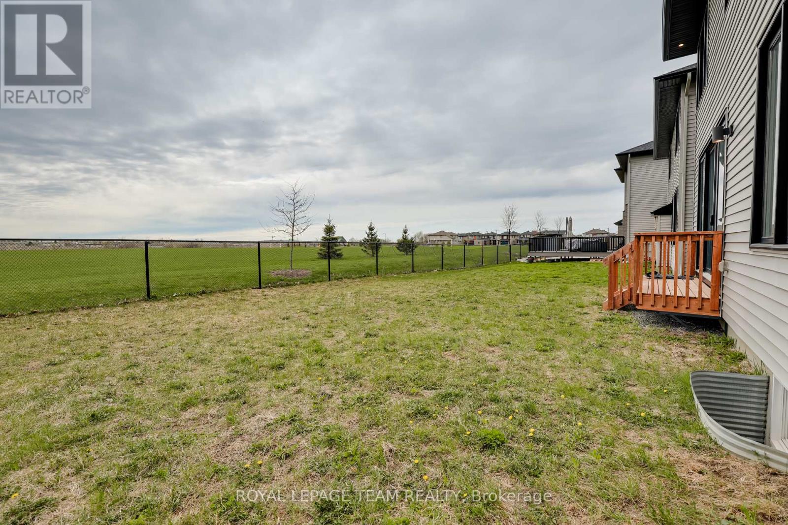 611 Triangle Street, Ottawa, Ontario  K2V 0L8 - Photo 49 - X12130131