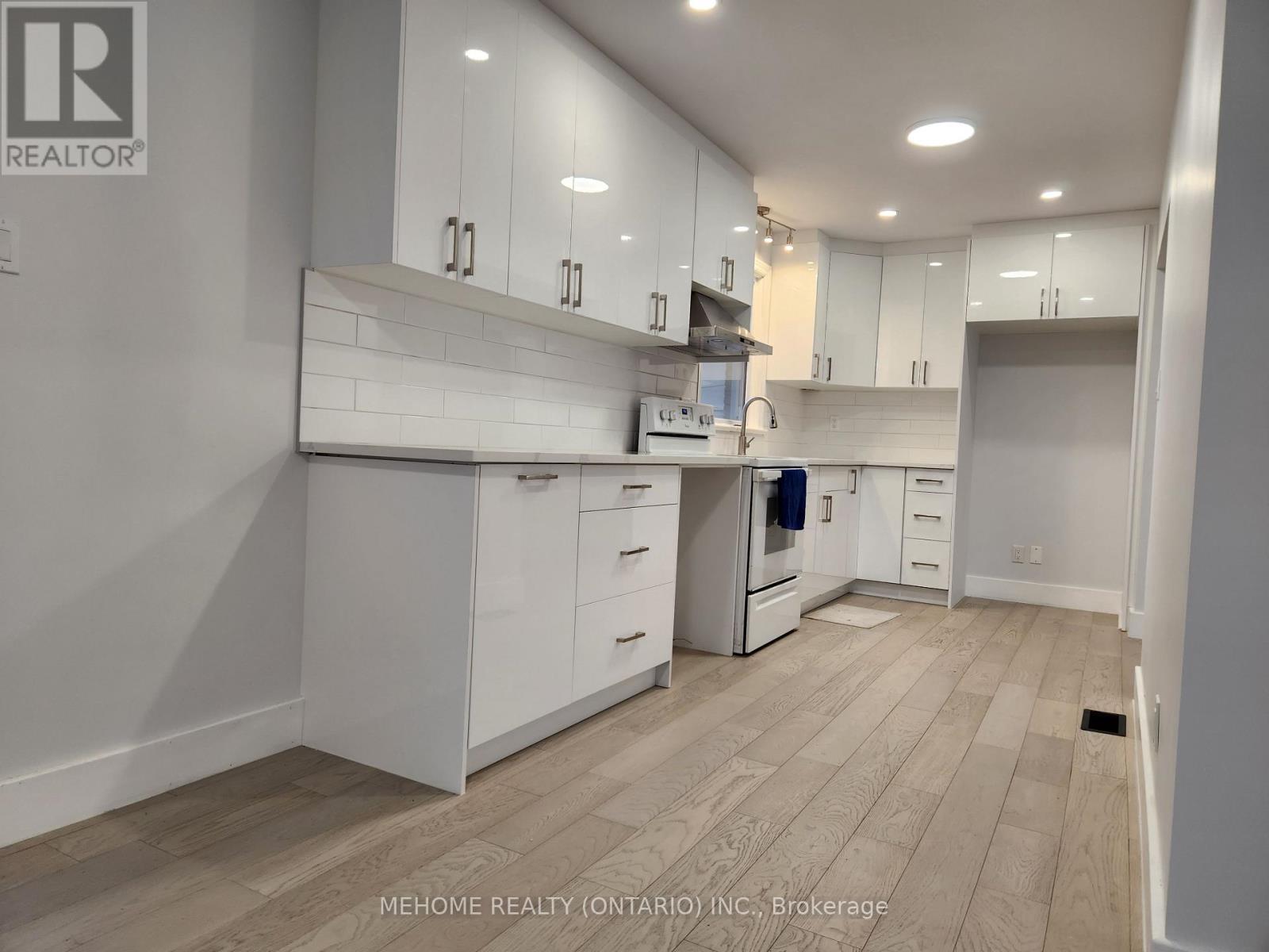 Property at 9 EPWORTH AVENUE image 3