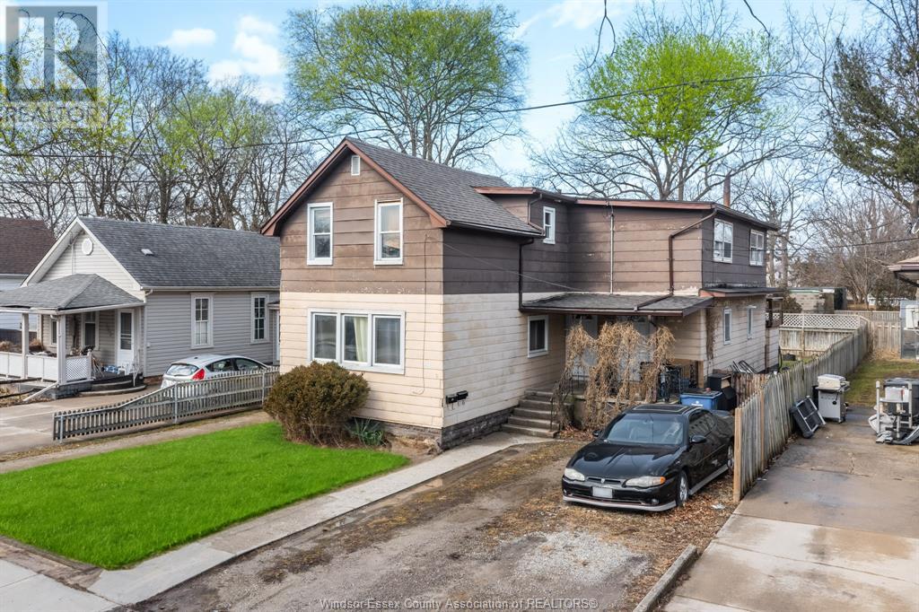 Property at 141 HARVEY STREET image 2