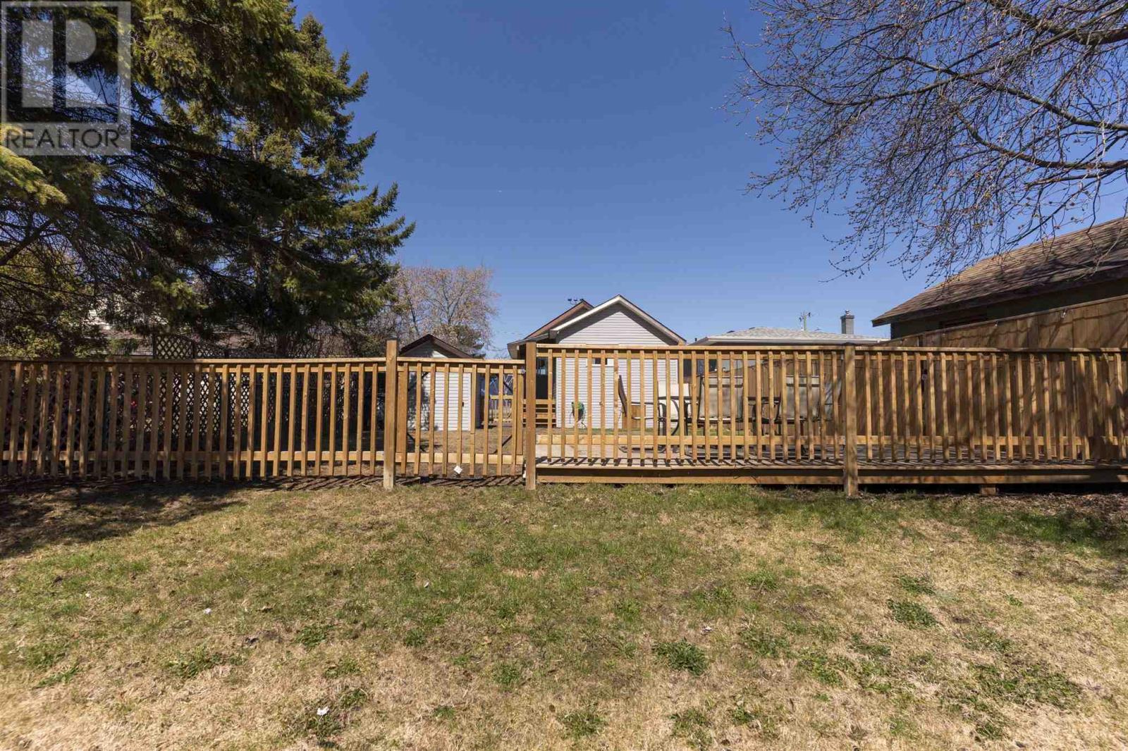 150 Northern Ave, Thunder Bay, Ontario  P7C 2V5 - Photo 24 - TB251048