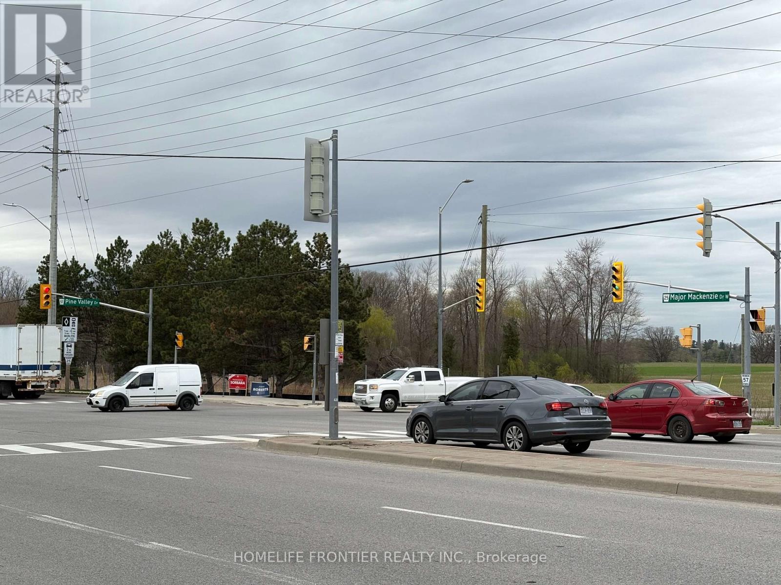 118 - 118 De La Roche Drive N, Vaughan, Ontario  L4H 5A3 - Photo 32 - N12129705