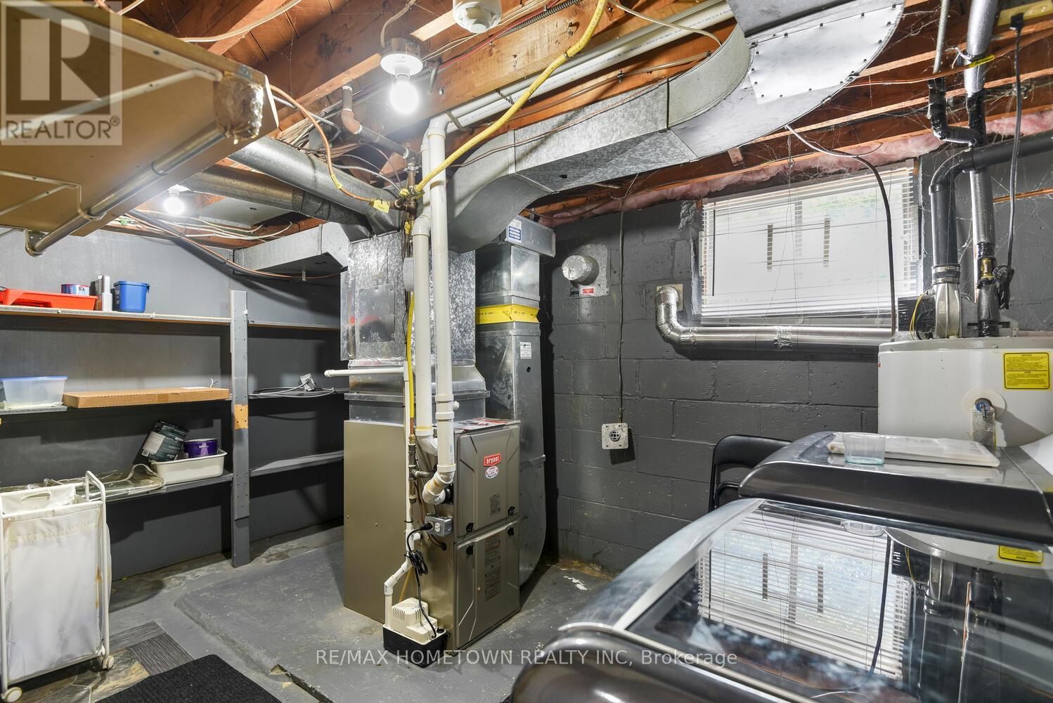 107 Windsor Drive, Brockville, Ontario  K6V 3H7 - Photo 23 - X12131135
