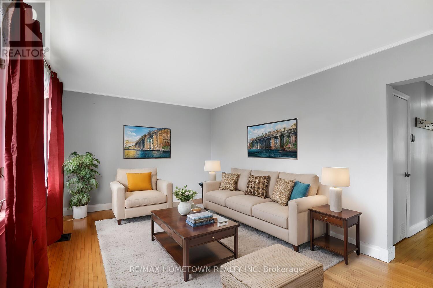 Property at 107 WINDSOR DRIVE image 4