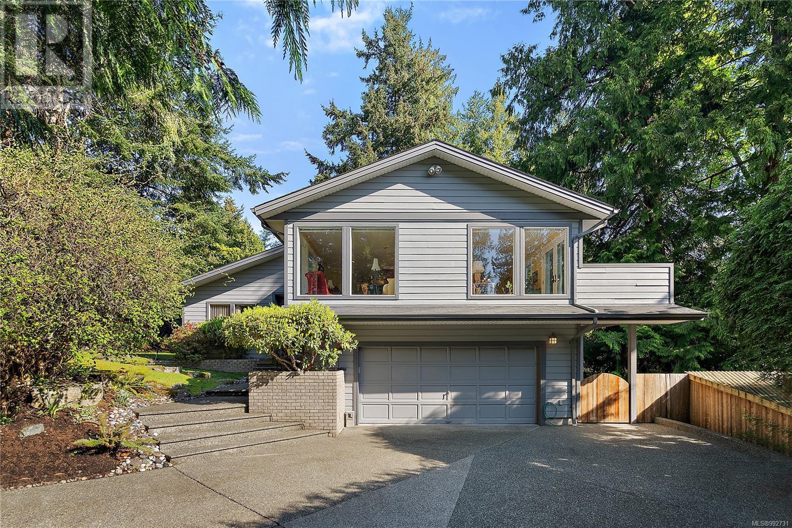 Property at 4813 Sea Ridge Dr image 2