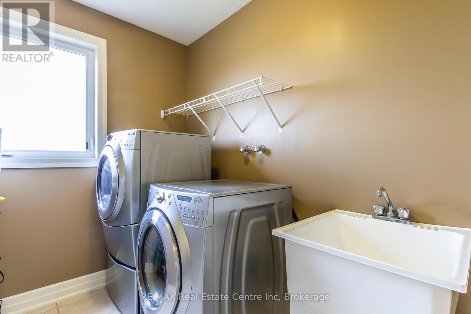 271 Goodwin Drive, Guelph, Ontario  N1L 1C3 - Photo 29 - X12131233