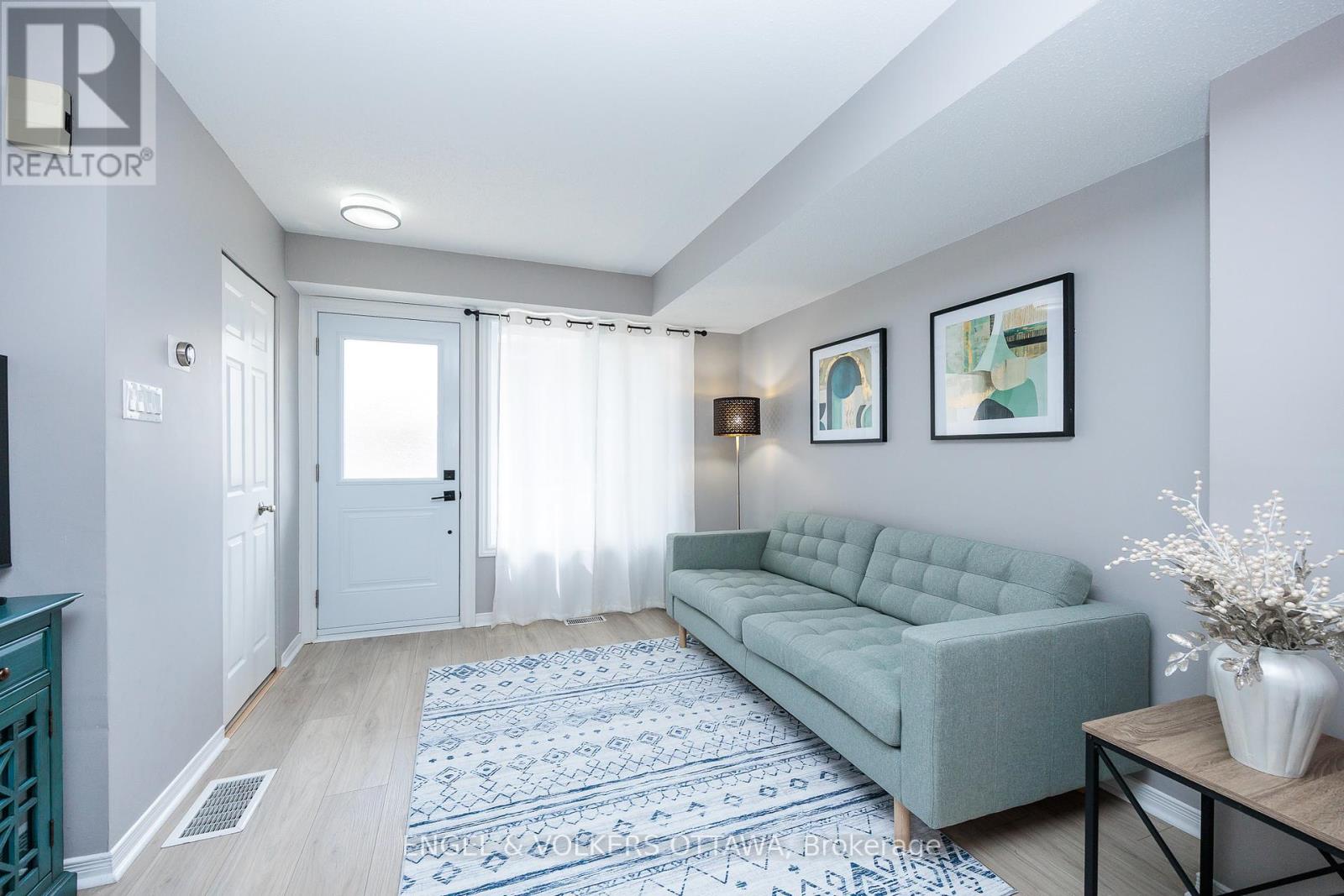 Property at 164 ROCHESTER STREET image 5