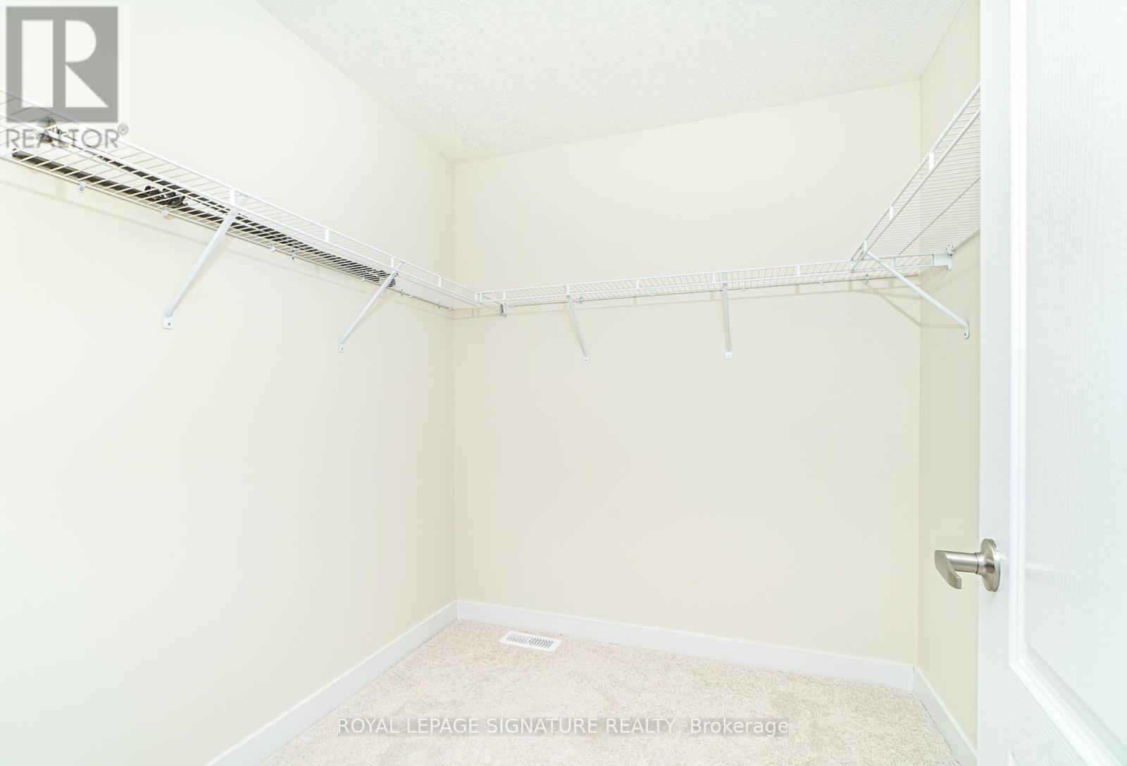 291 Eastbridge Avenue, Welland (Dain City), Ontario  L3B 0M6 - Photo 36 - X12129961
