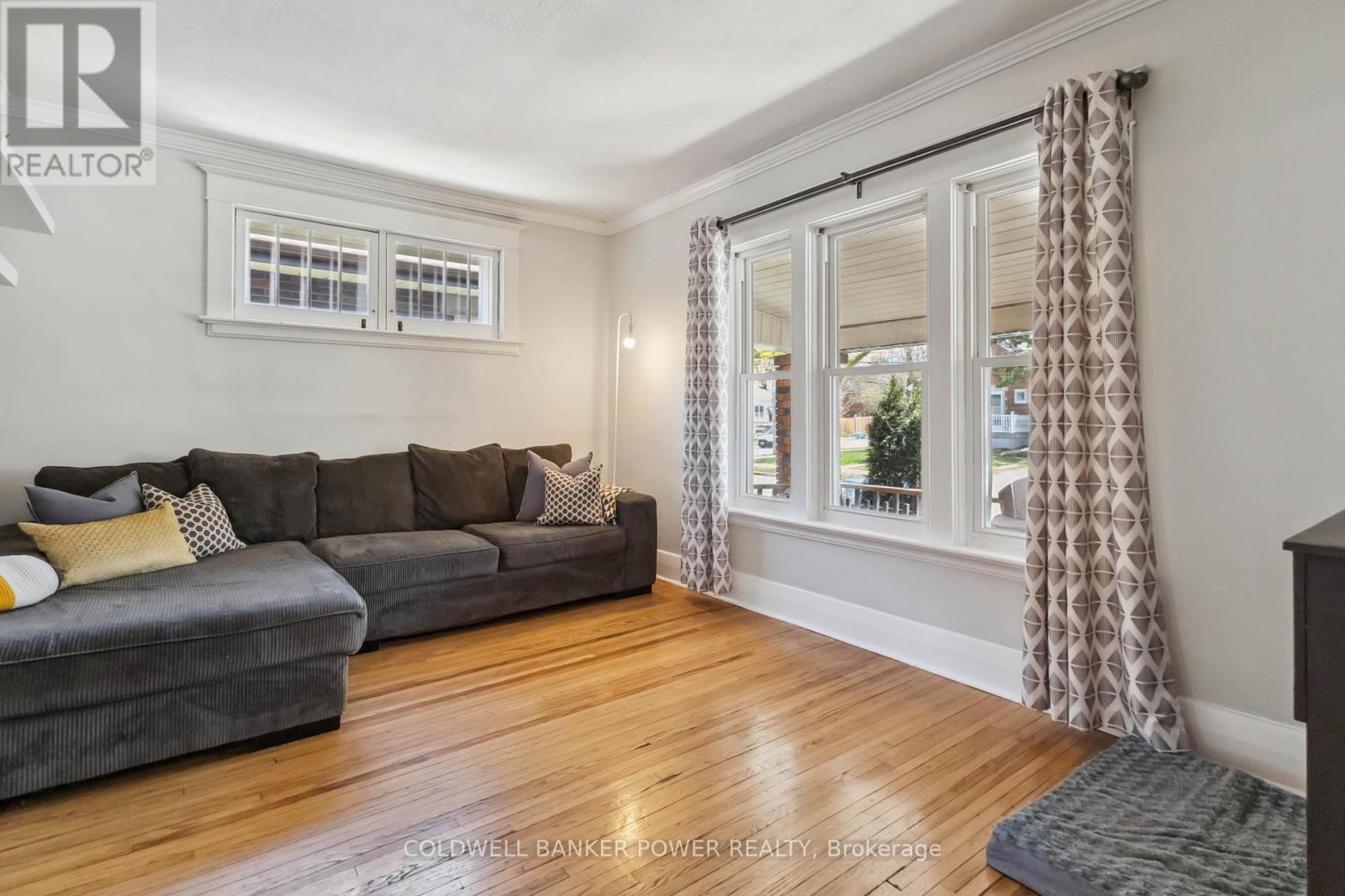 66 Langarth Street E, London South, Ontario  N6C 1Z1 - Photo 11 - X12131137