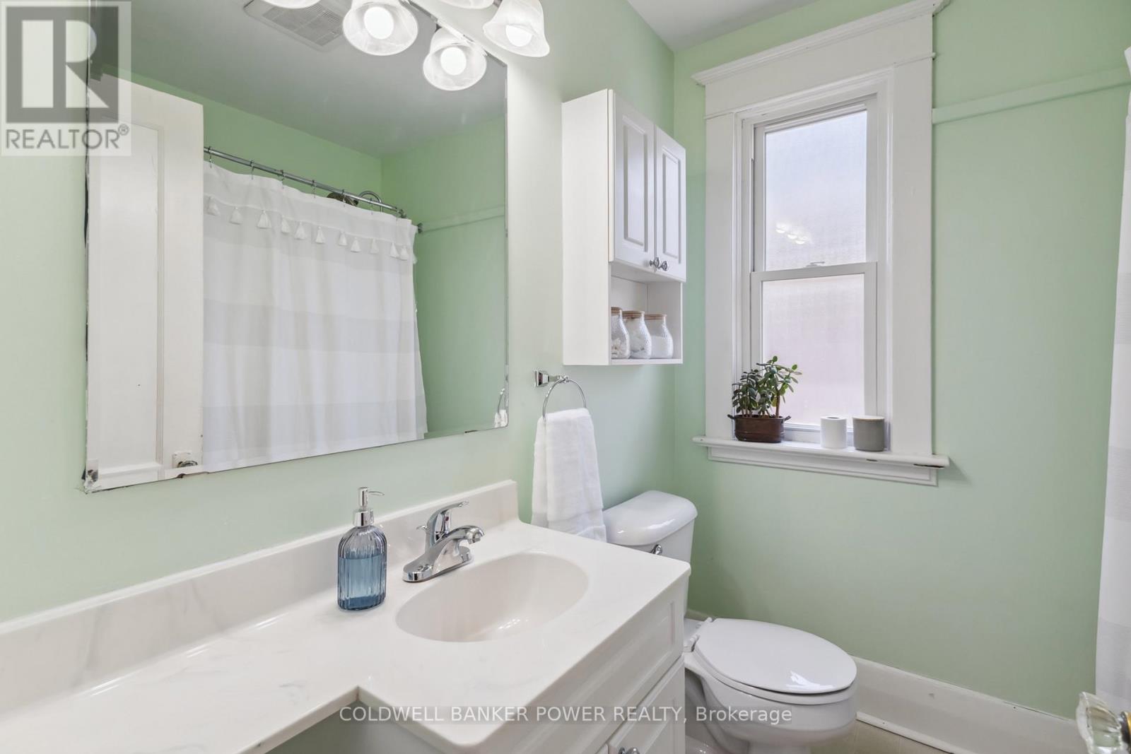 66 Langarth Street E, London South, Ontario  N6C 1Z1 - Photo 29 - X12131137
