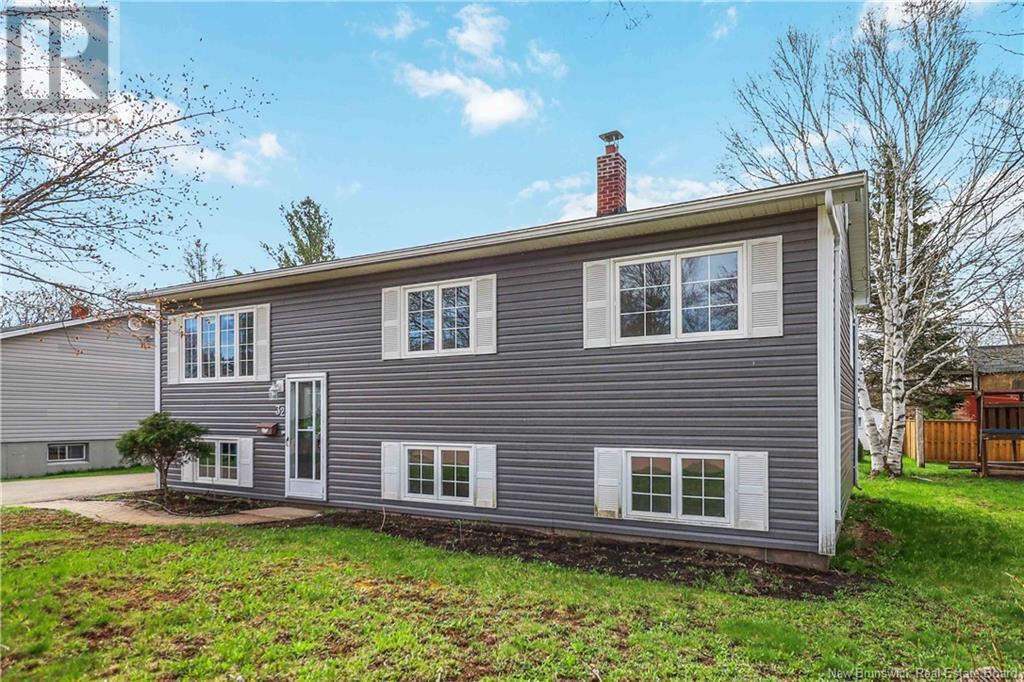 Property at 32 Ashburn image 4