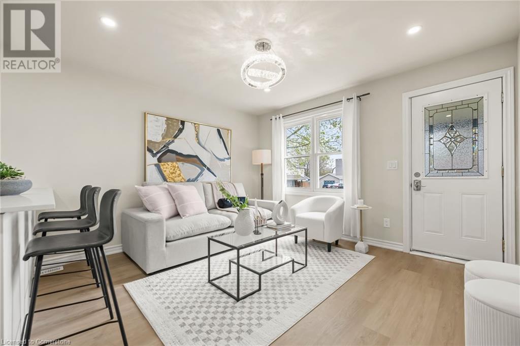 Property at 15 MCCAIN Street image 5