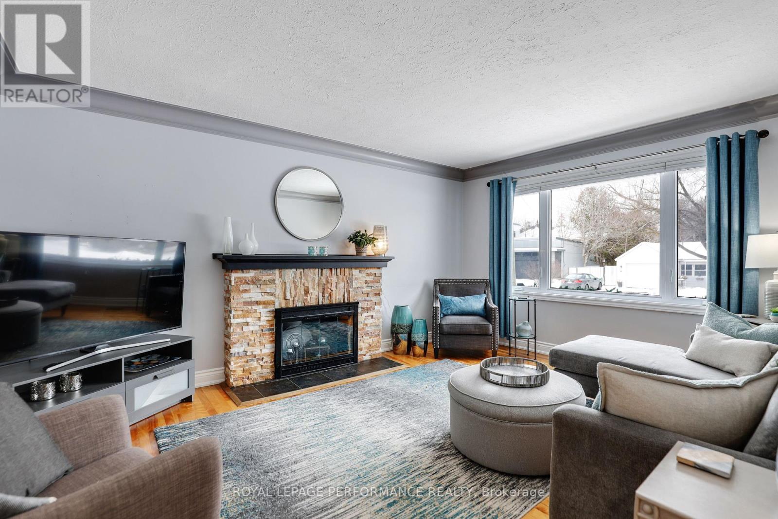 Property at 2195 PROSPECT AVENUE image 3