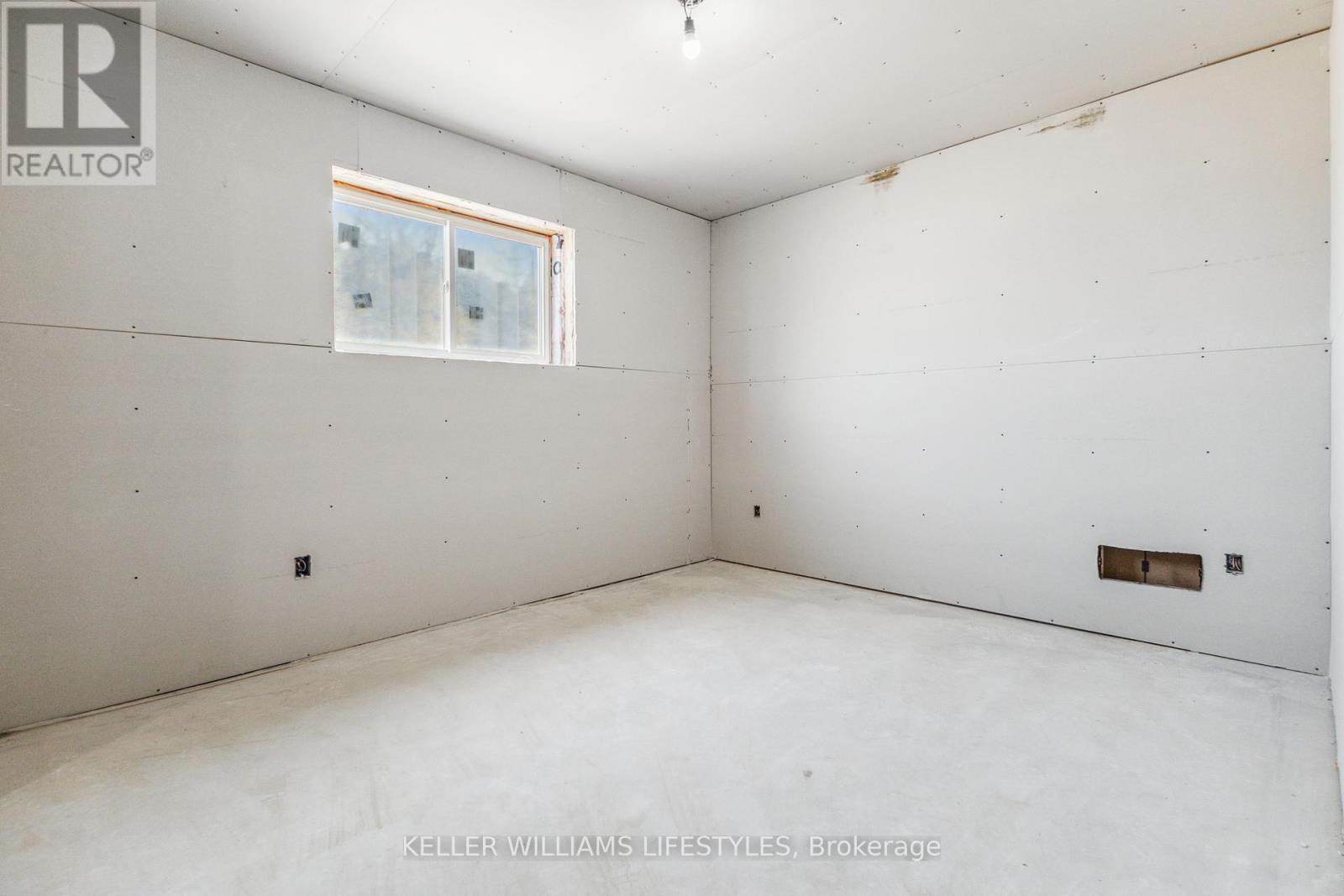 6875 Heathwoods Avenue, London South, Ontario  N6P 1H5 - Photo 12 - X12131325