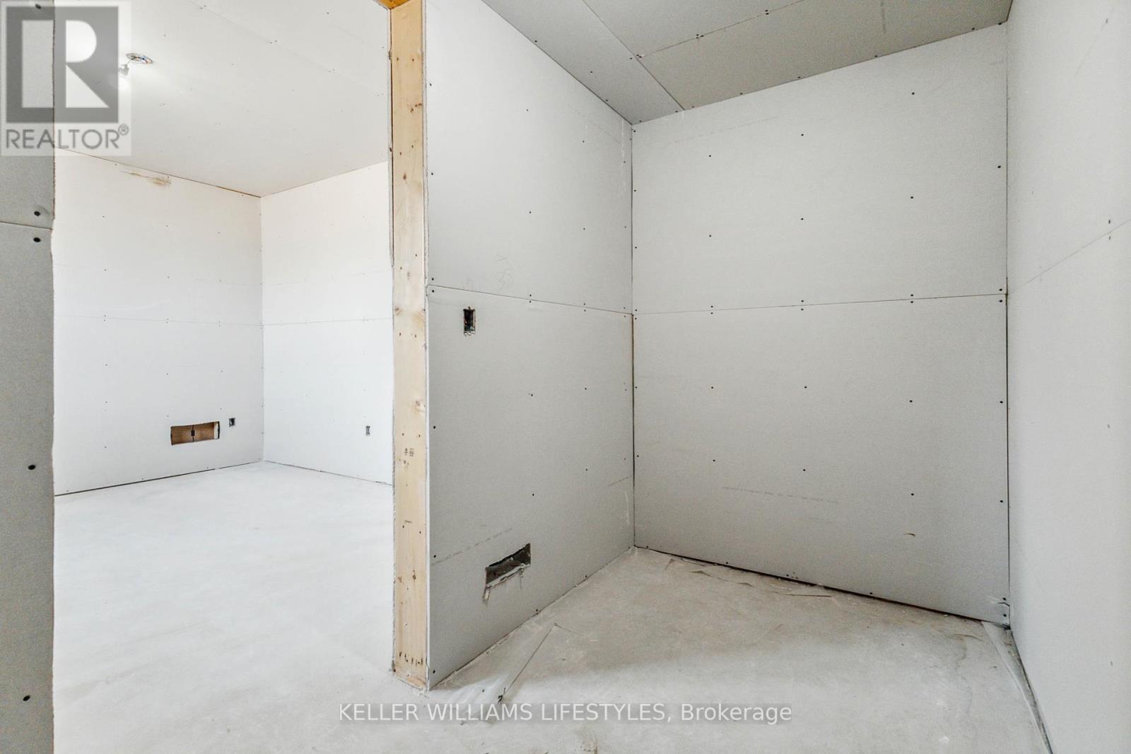 6875 Heathwoods Avenue, London South, Ontario  N6P 1H5 - Photo 13 - X12131325