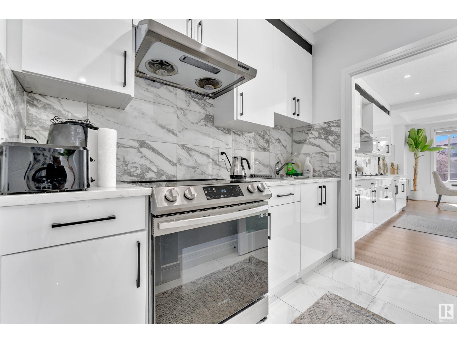 15004 15 St Nw, Edmonton, Alberta  T5Y 3T4 - Photo 11 - E4434945