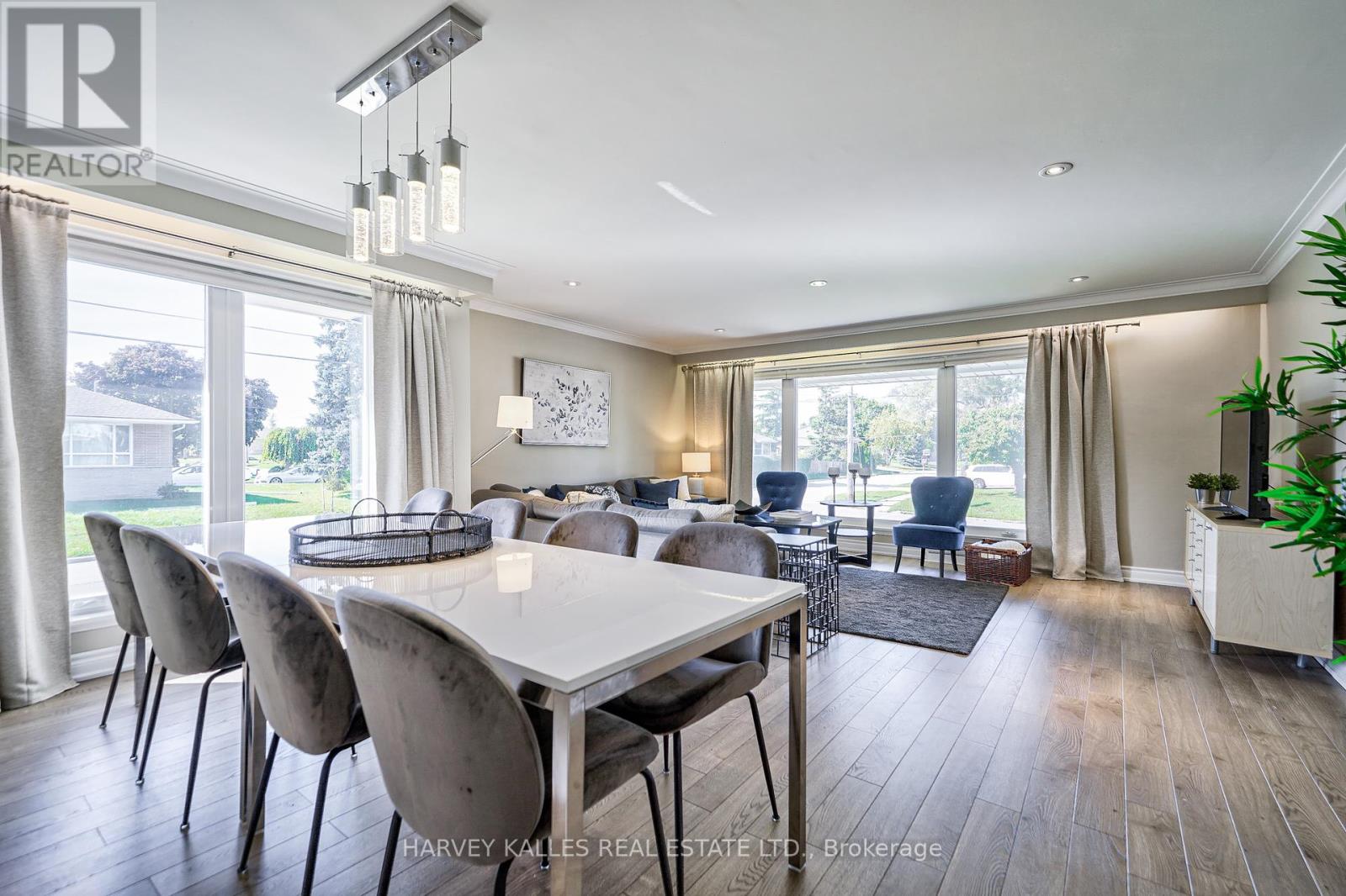215 Searle Avenue, Toronto, Ontario  M3H 4B6 - Photo 11 - C12131044