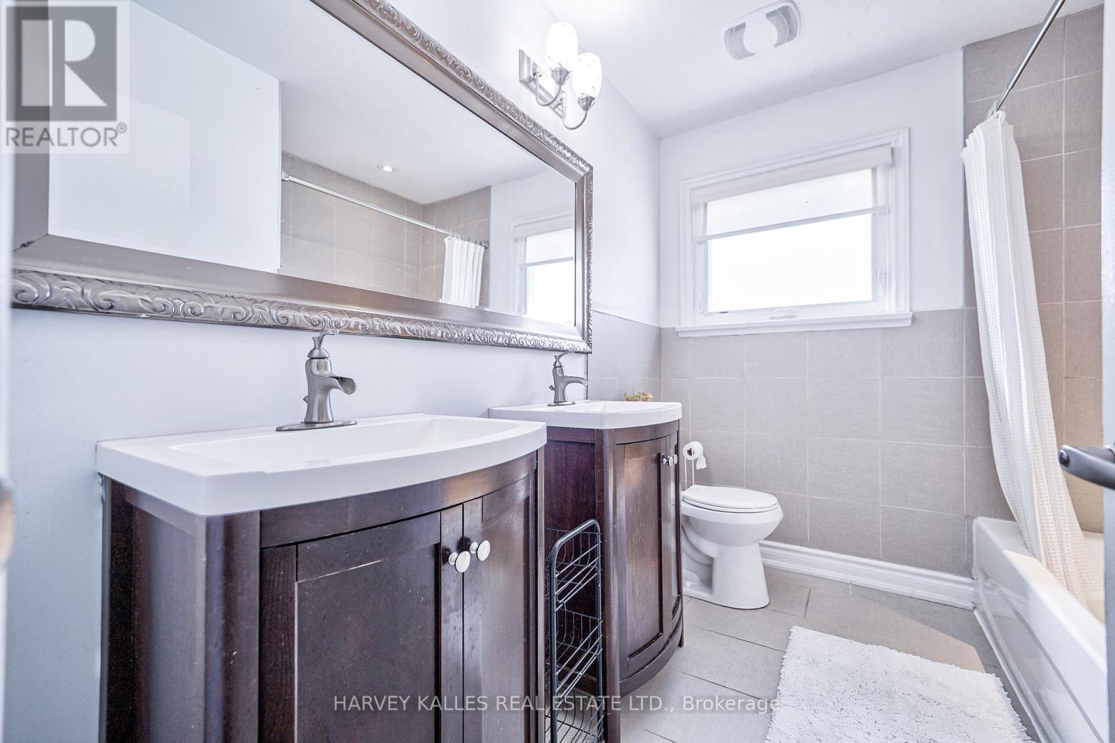 215 Searle Avenue, Toronto, Ontario  M3H 4B6 - Photo 25 - C12131044