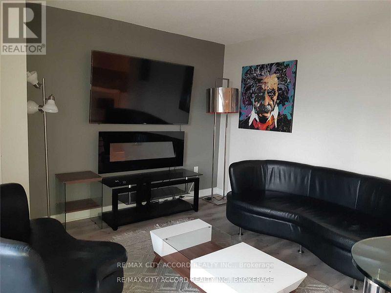 820 - 4k Spadina Avenue, Toronto, Ontario  M5V 3Y9 - Photo 5 - C12131074