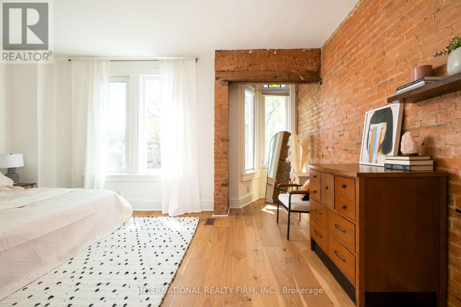 319 Markham Street, Toronto, Ontario  M6G 2K8 - Photo 29 - C12131132
