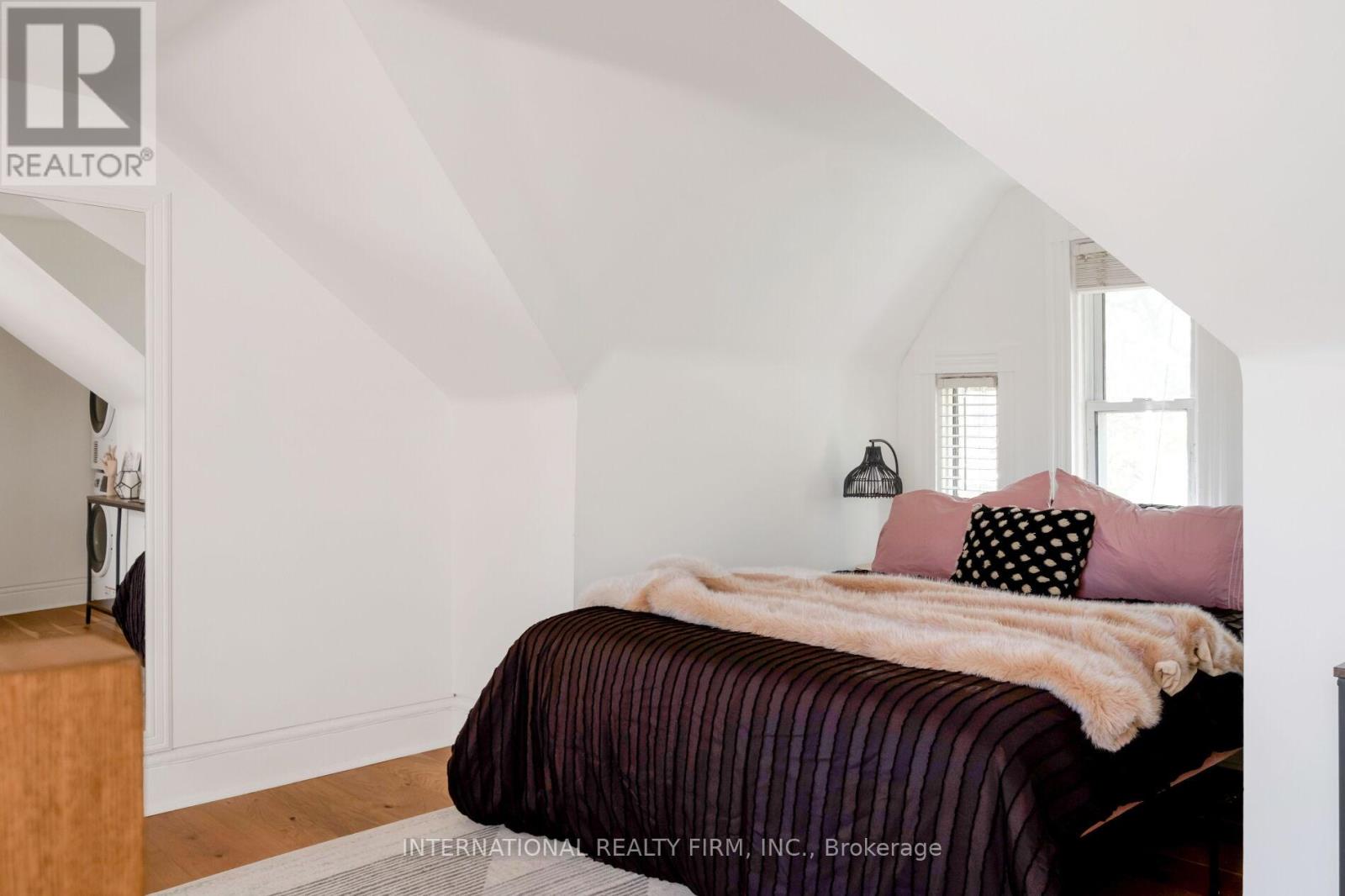 319 Markham Street, Toronto, Ontario  M6G 2K8 - Photo 31 - C12131132