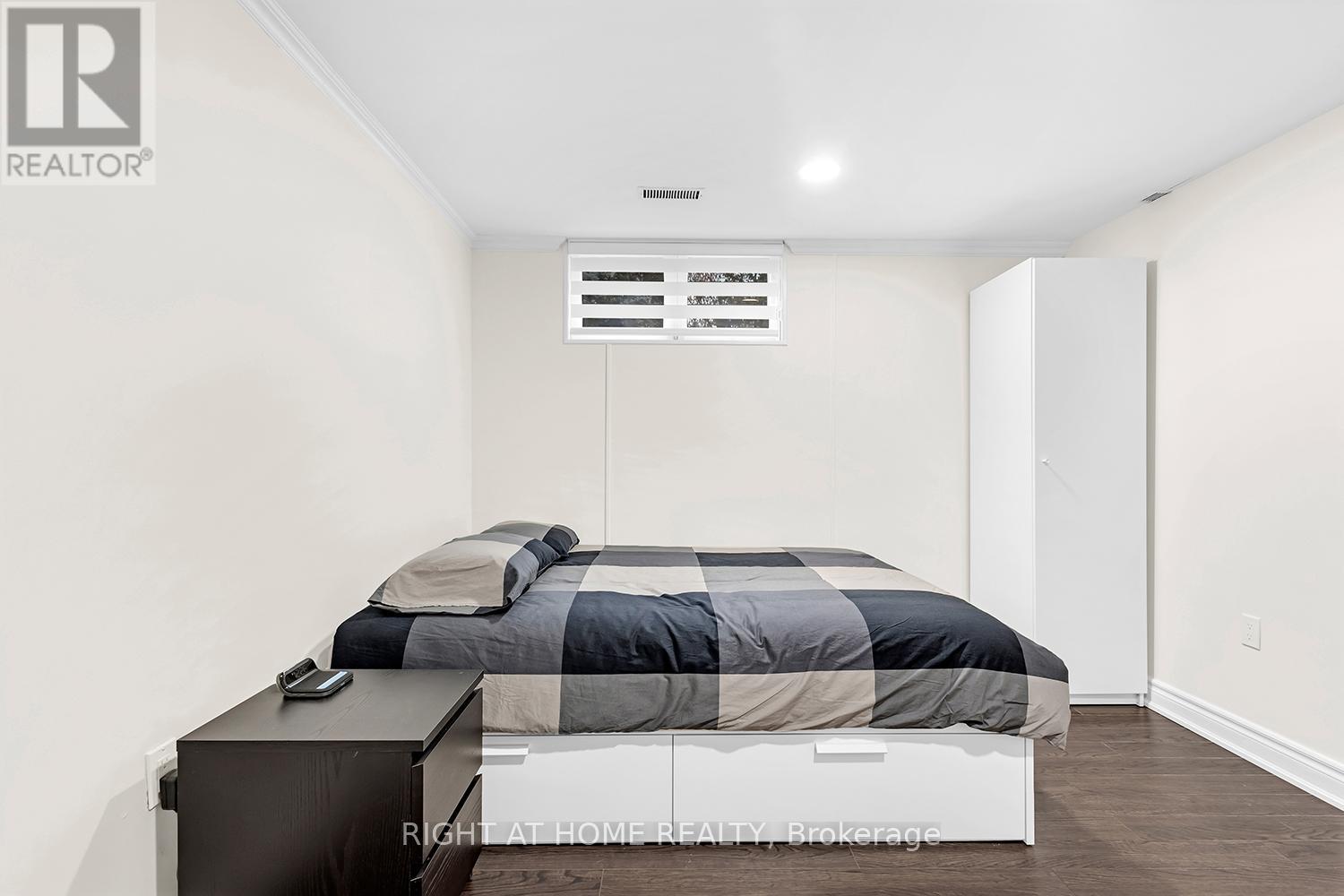 190 Northwood Drive, Toronto, Ontario  M2M 2K4 - Photo 31 - C12131178