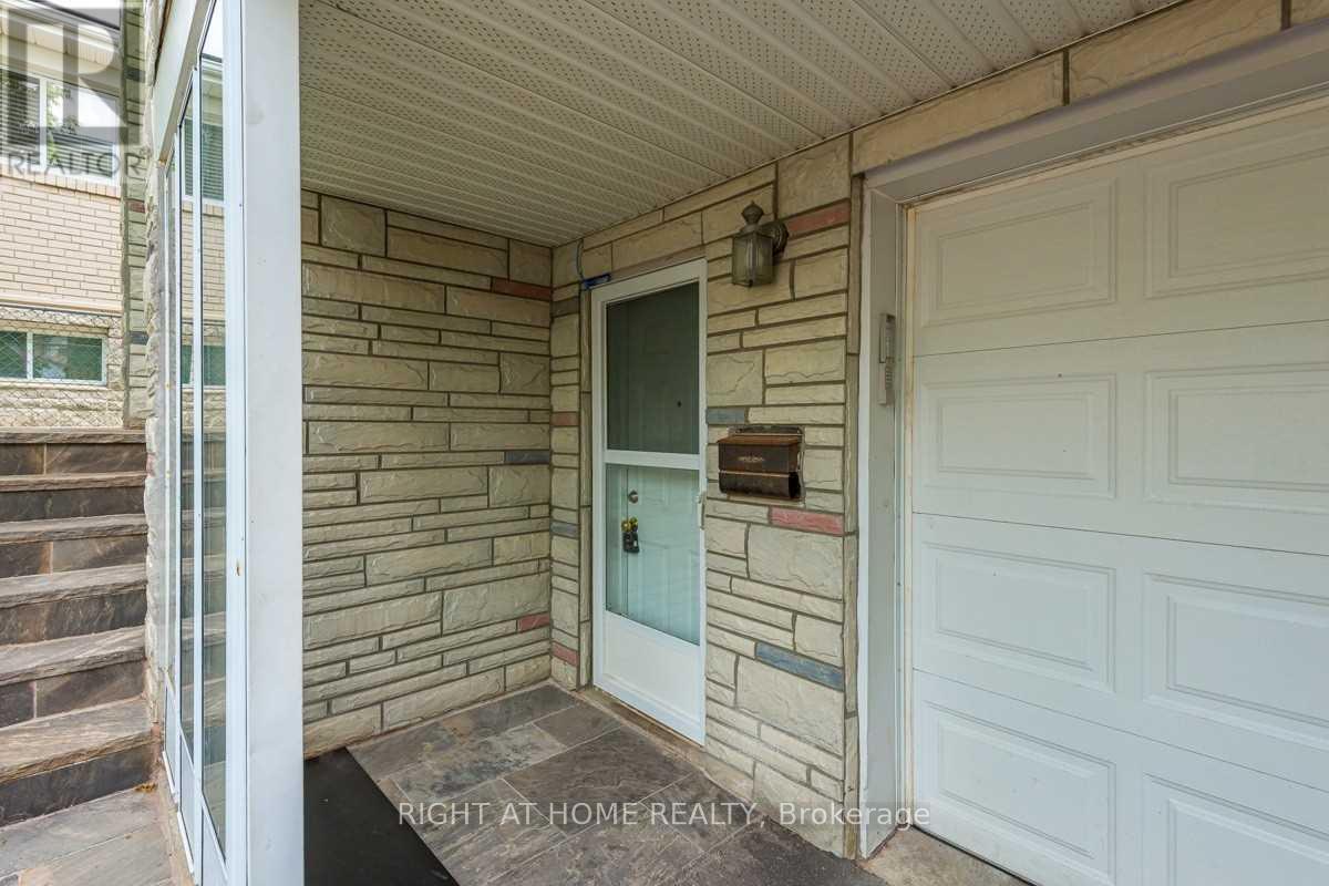 Lower - 87 Fontainbleau Drive, Toronto, Ontario  M2M 1P1 - Photo 3 - C12131185
