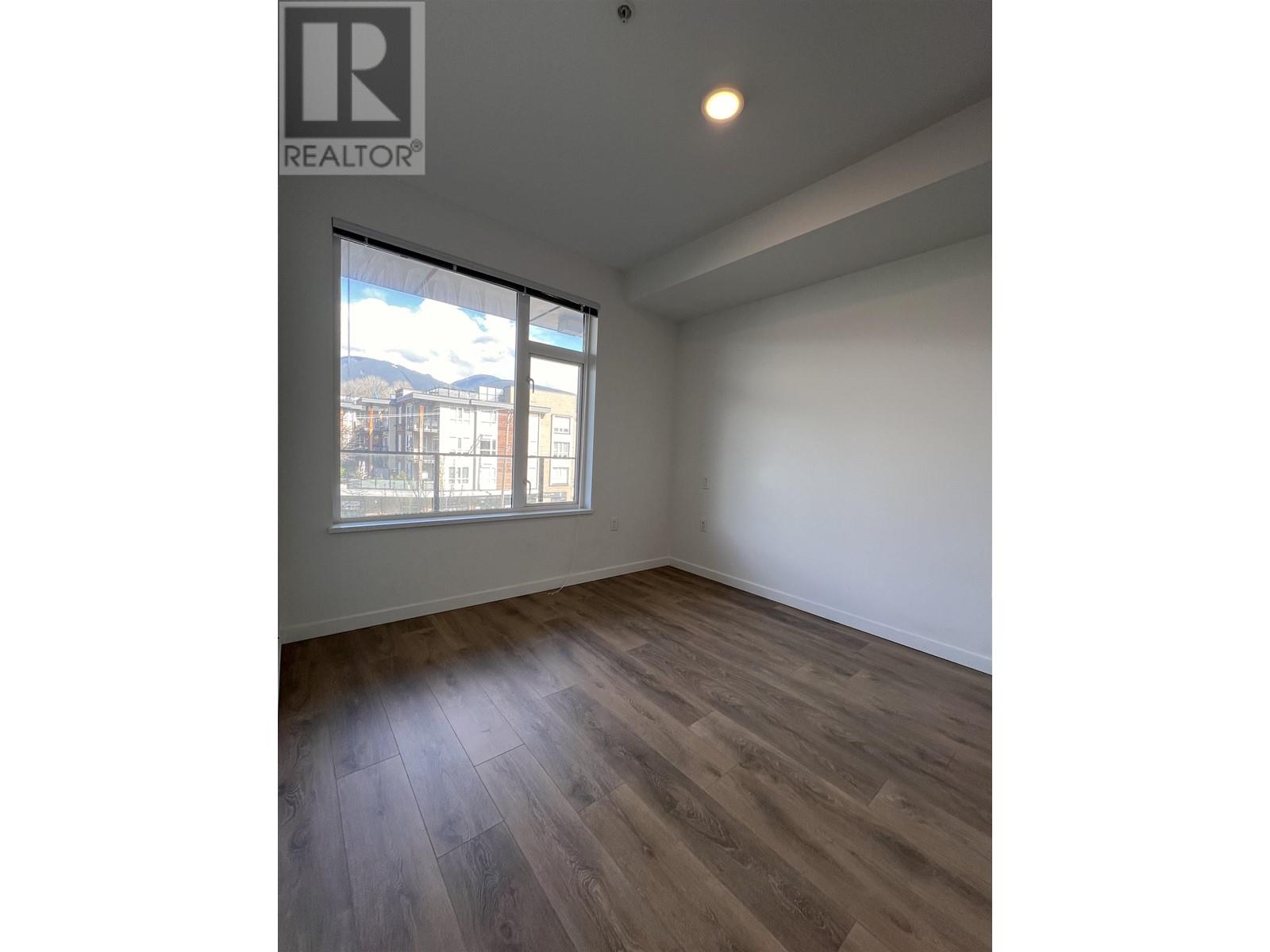 319 725 Marine Drive, North Vancouver, British Columbia  V7M 0G2 - Photo 13 - R2999657