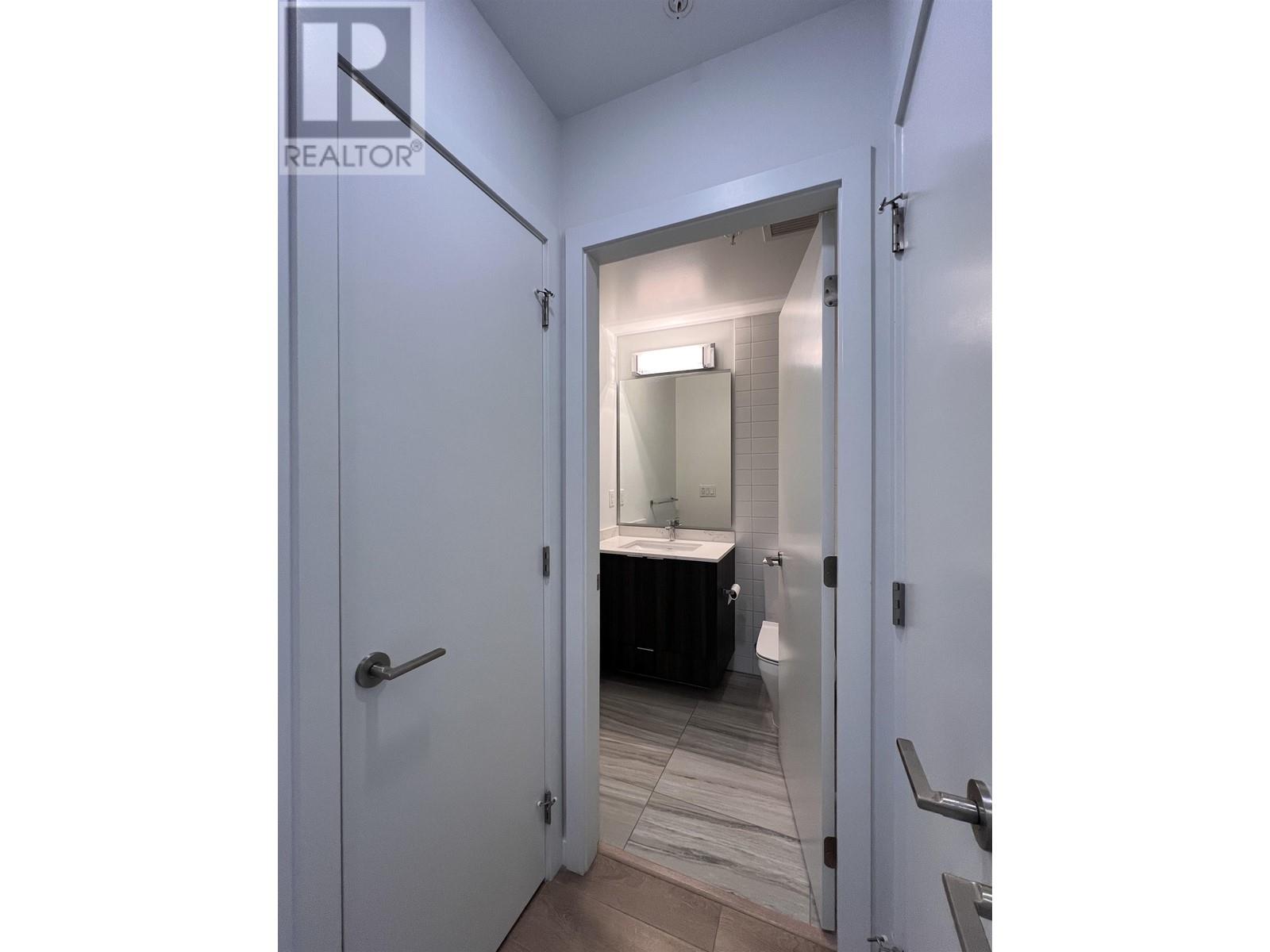 319 725 Marine Drive, North Vancouver, British Columbia  V7M 0G2 - Photo 15 - R2999657