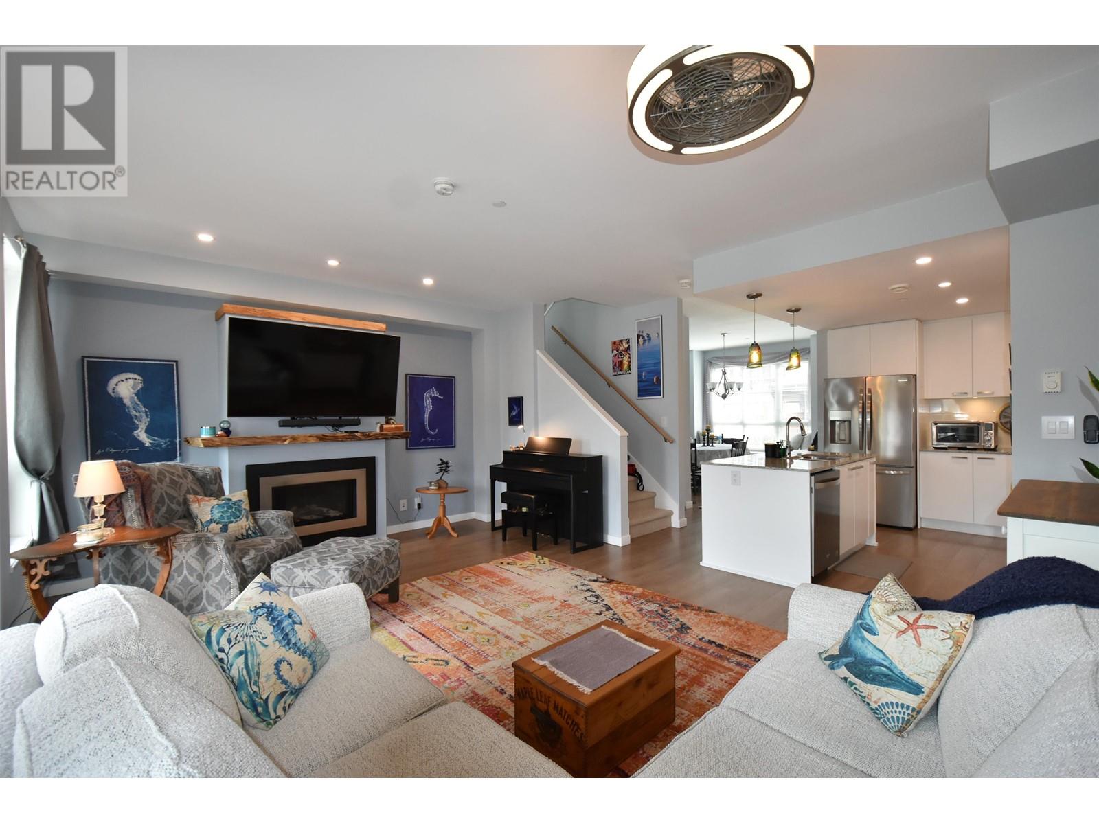 5978 Beachgate Lane, Sechelt, British Columbia  V7Z 0S2 - Photo 9 - R2999691