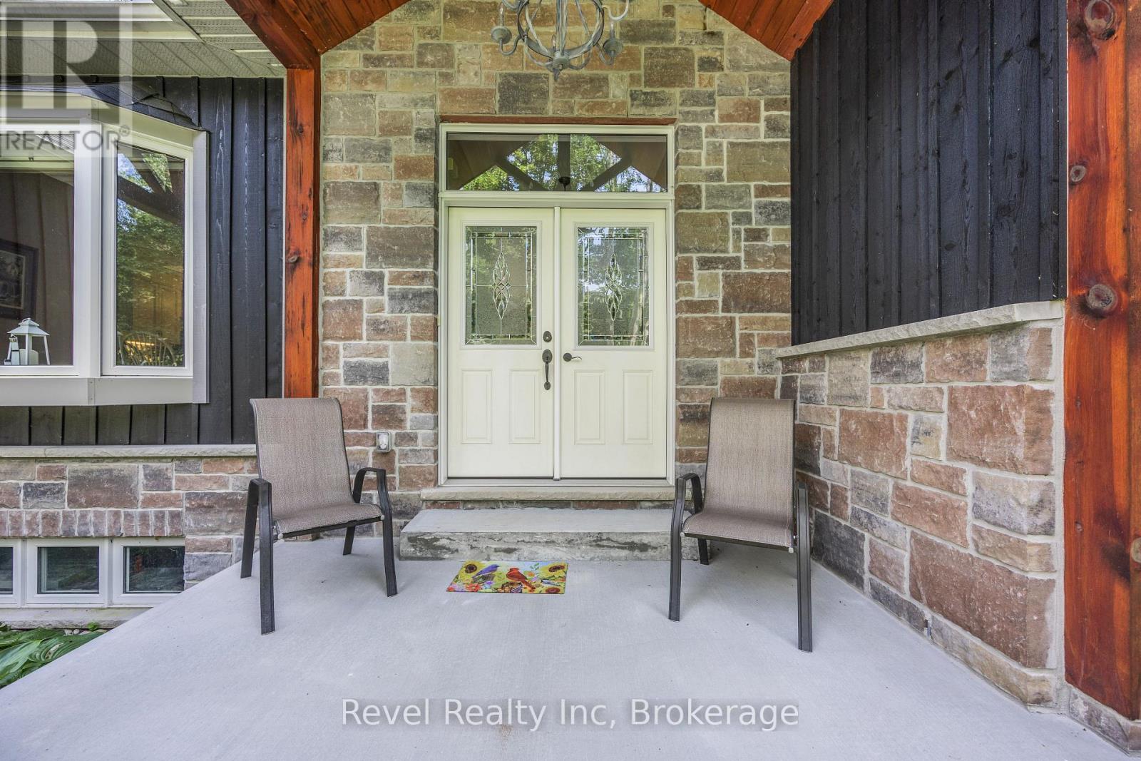 80 Forest Circle, Tiny, Ontario  L9M 0H4 - Photo 3 - S12131281