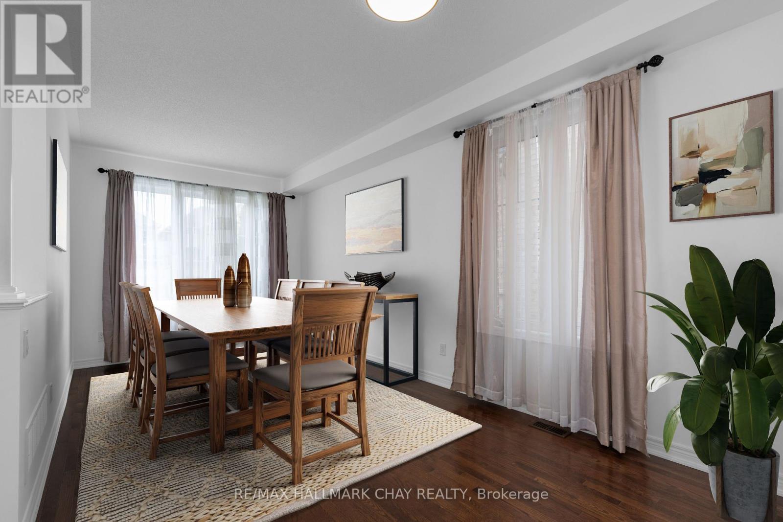 Property at 69 PAVLOVA CRESCENT image 3