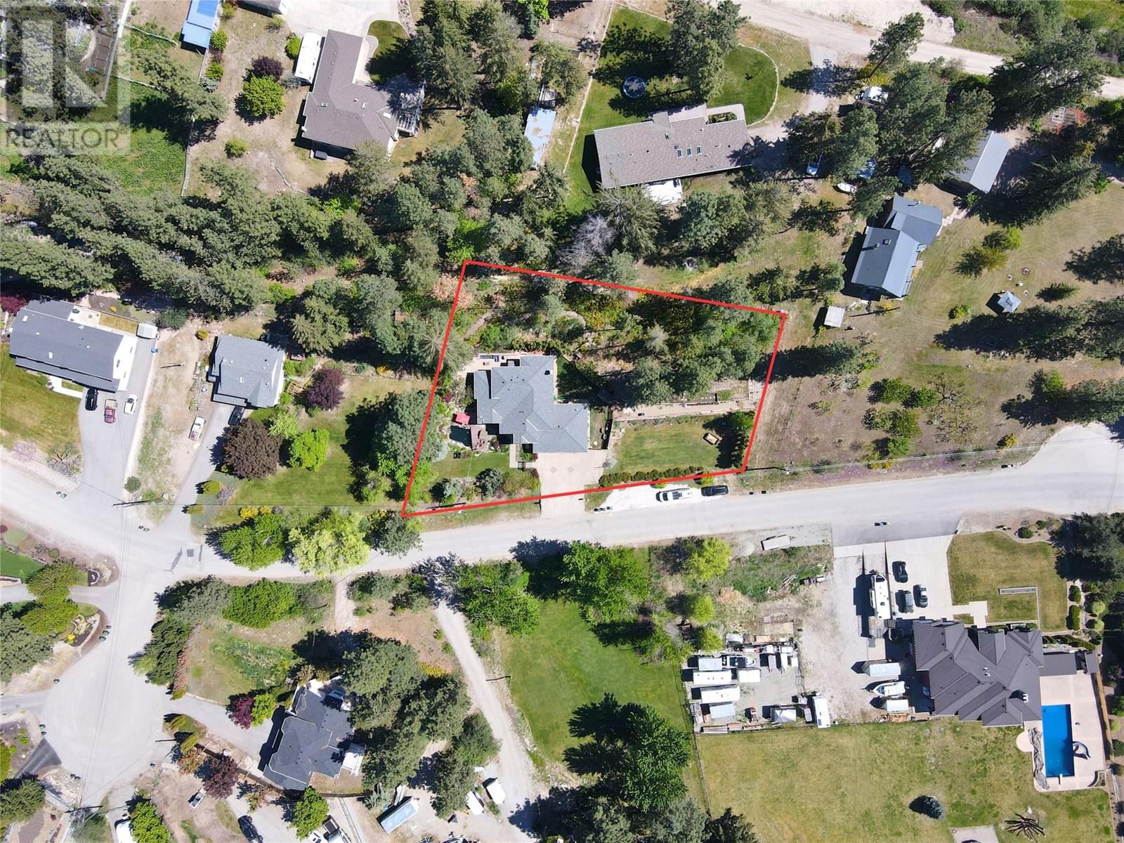 10839 Hallam Drive Lake Country Photo 2