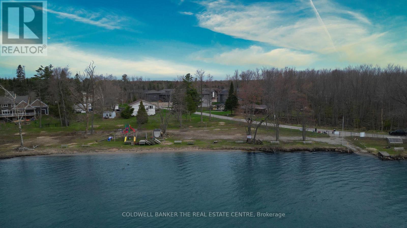 3276 Turnbull Drive, Severn (West Shore), Ontario  L3V 0Y4 - Photo 24 - S12131256