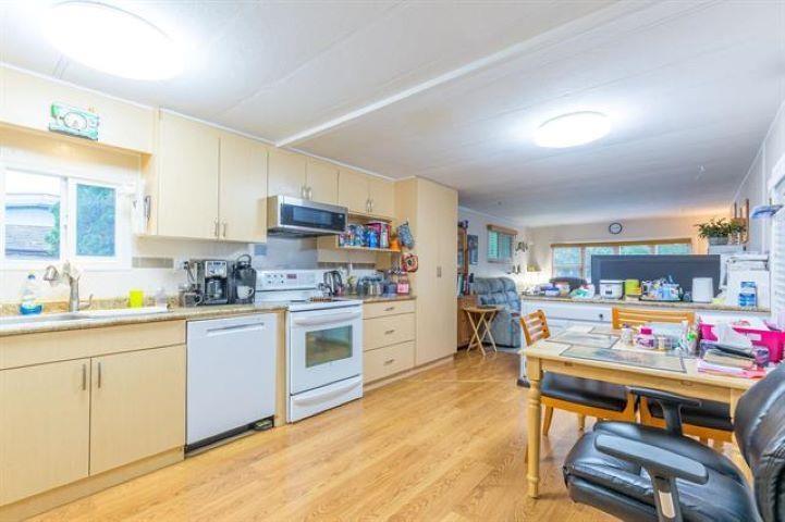 Property at 42 13650 80 AVENUE image 5