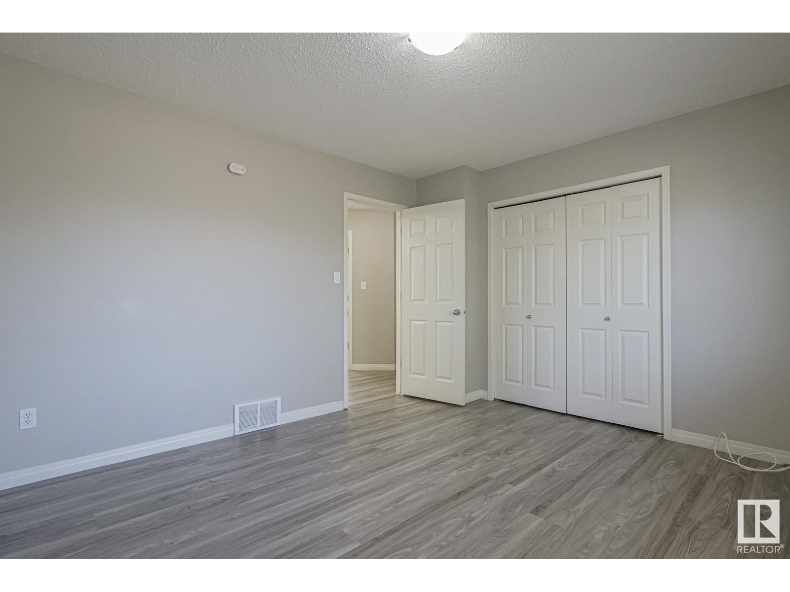 #21 130 Hyndman Cr Nw, Edmonton, Alberta  T5A 0E8 - Photo 38 - E4434946