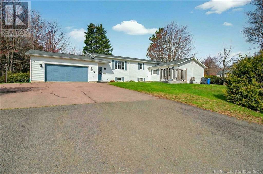 Property at 462-464 Eunice Avenue image 1