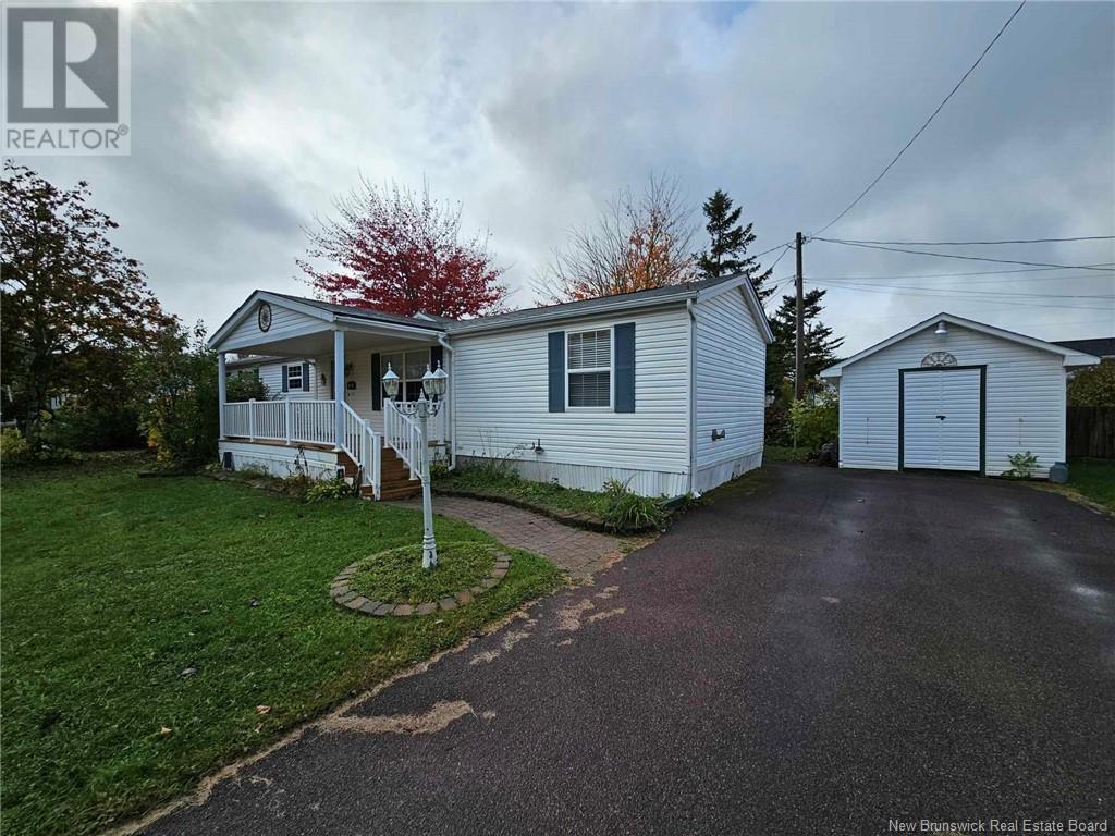 Property at 30 Blue Jay Street image 1