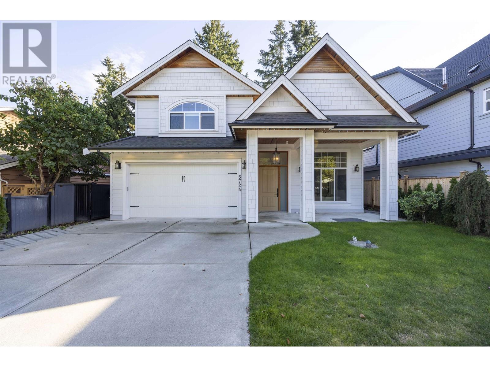 Property at 5724 16A AVENUE image 1